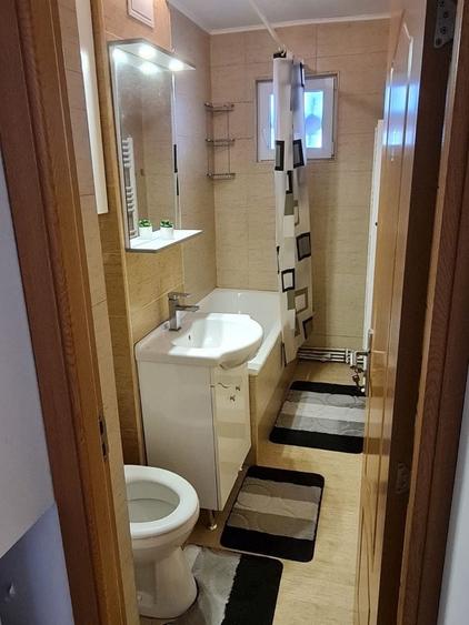 Apartament cu 2 camere semidecomandat în Exterior Vest