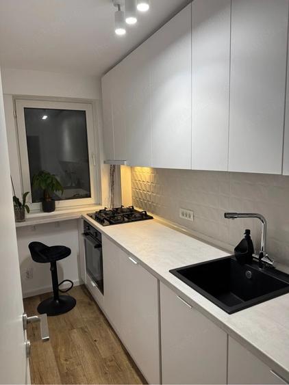 Apartament cu 2 camere decomandat în Berceni