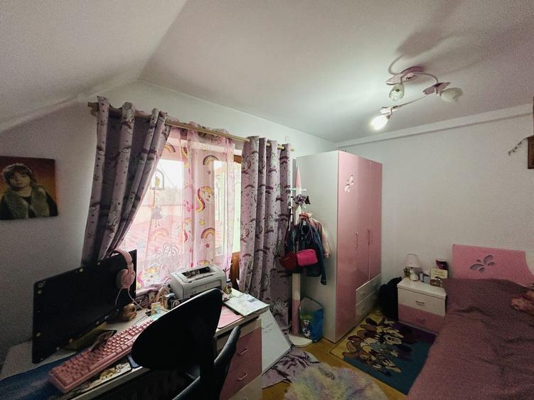Casă individuală de vânzare în Sibiu – 150 mp utili, curte proprie - 24