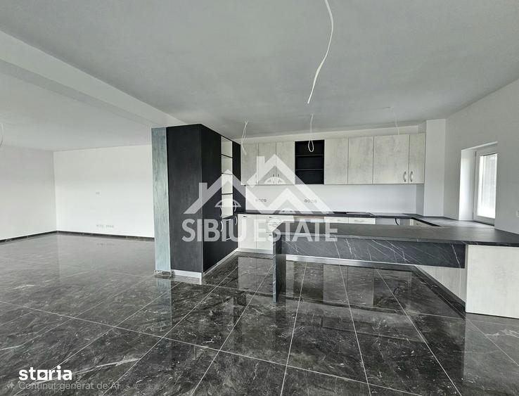 Casa moderna cu garaj, camere mari Super pret - 19