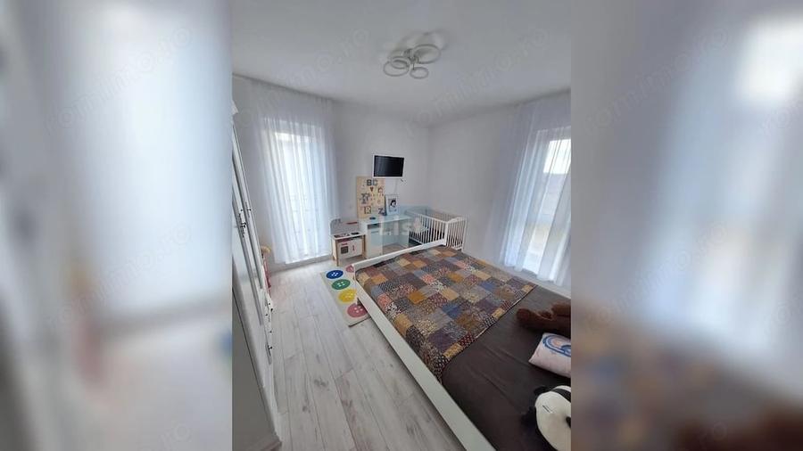 Casă cu Teren 400 Mp în Centura