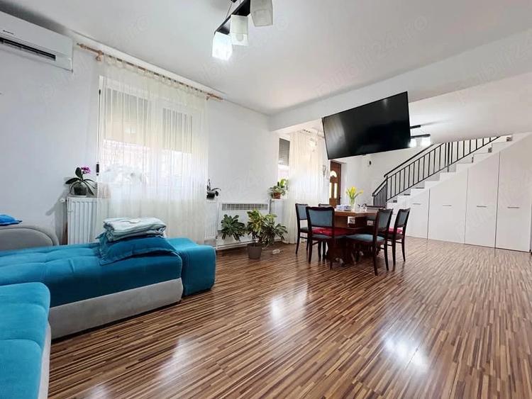 Casă cu 5 camere cu Teren 249 Mp în Valu lui Traian