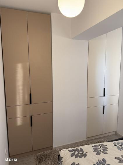 Apartament cu 3 camere în Podu Roș