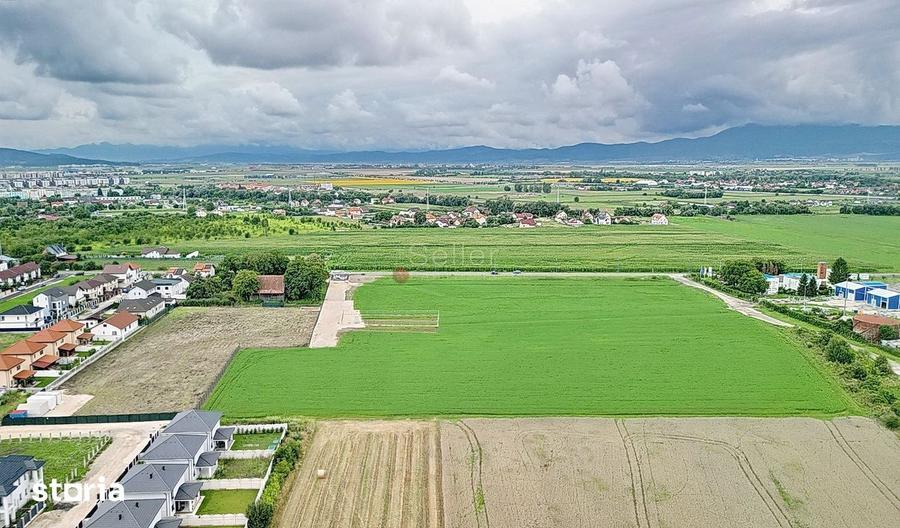 Teren de 800 mp, în Stupini