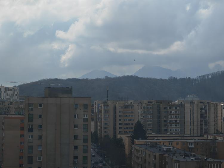 Apartament cu 2 camere decomandat în Griviței