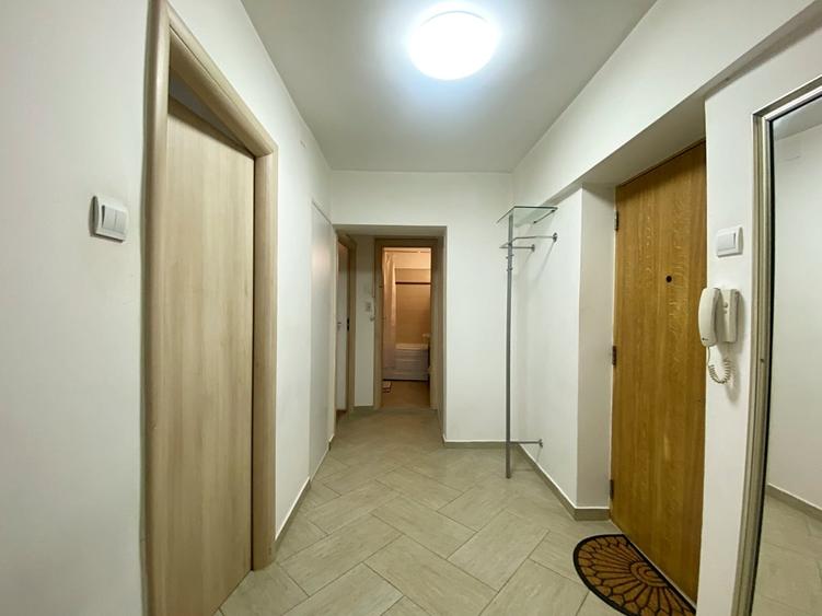 Apartament cu 2 camere decomandat în Tineretului