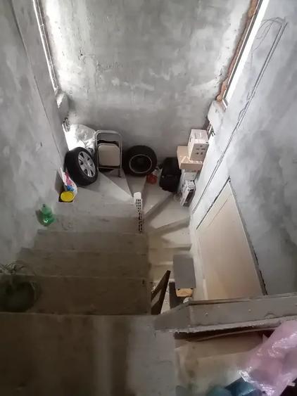 Casă cu 3 camere cu Canalizare în Chitila