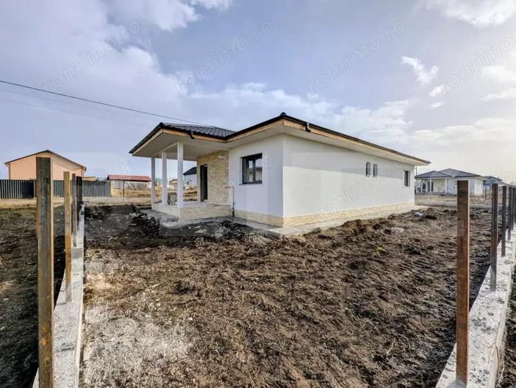Casă cu 4 camere cu Teren 275 Mp în Vorovești