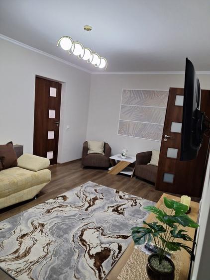 Apartament cu 2 camere decomandat, mobilat în Berceni