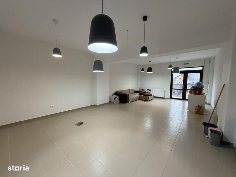 Spațiu comercial, de 40 mp, în Central