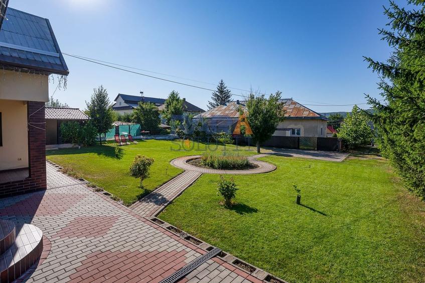 Casă individuală cu 5 camere cu Canalizare în Ion Creangă