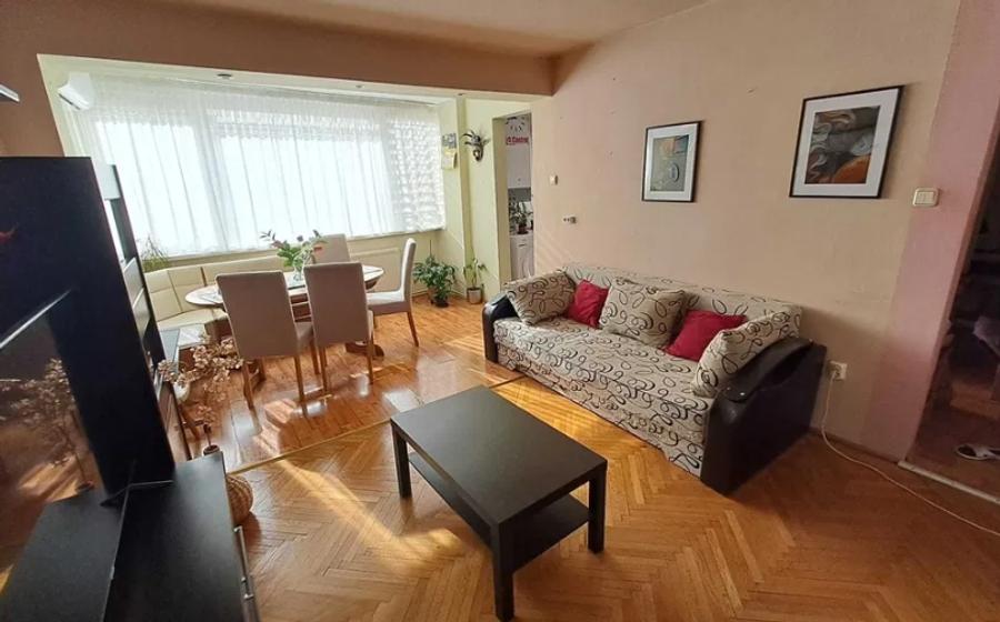Apartament cu 3 camere decomandat în Griviței