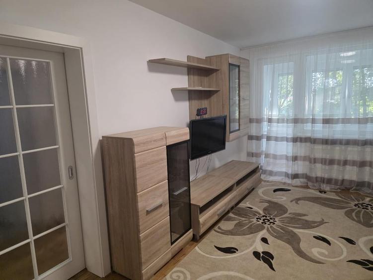 Apartament cu 2 camere decomandat în Șagului