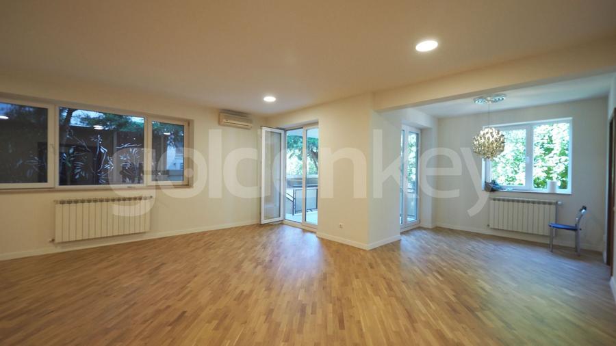 Apartament cu 3 camere decomandat în Herăstrău