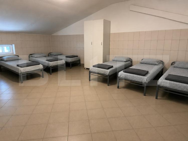 Casă individuală cu 4 camere cu Canalizare în Stupini