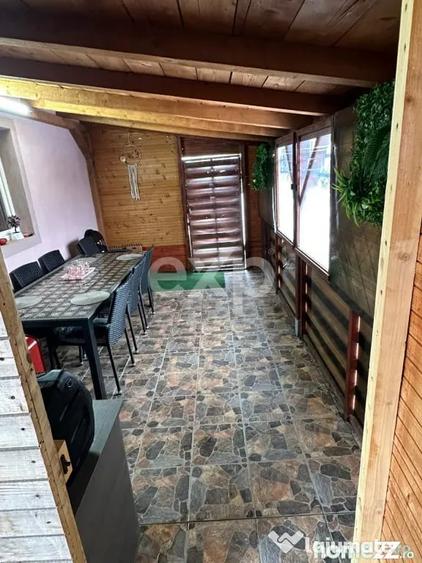 Casă cu 2 camere cu Teren 445 Mp în Trivale