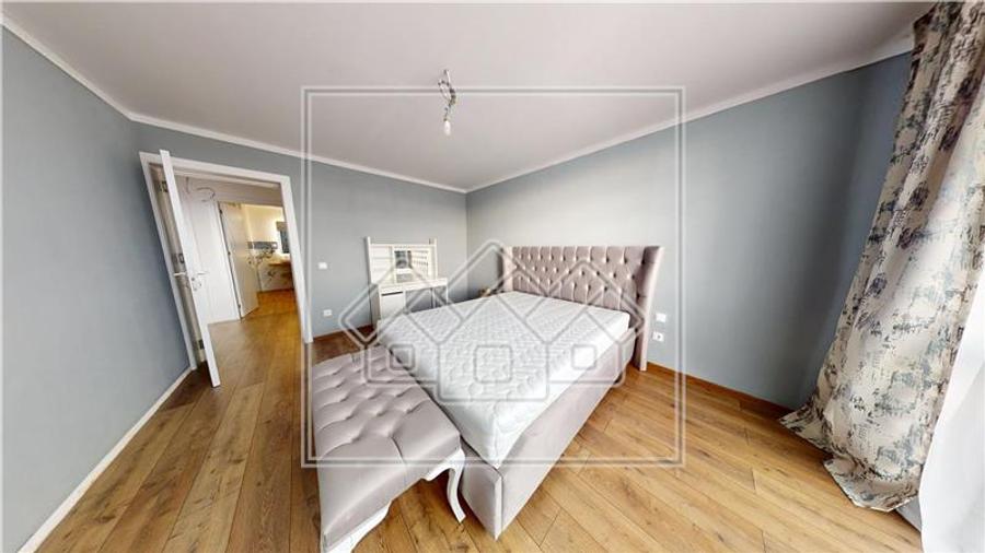 Duplex cu 4 camere cu Canalizare în Daia