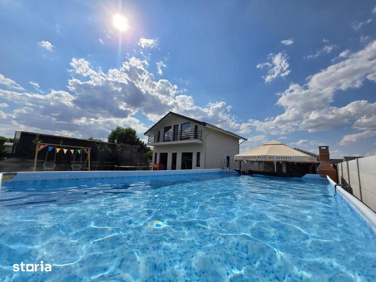 Casă cu 4 camere cu Teren 500 Mp în Domnești