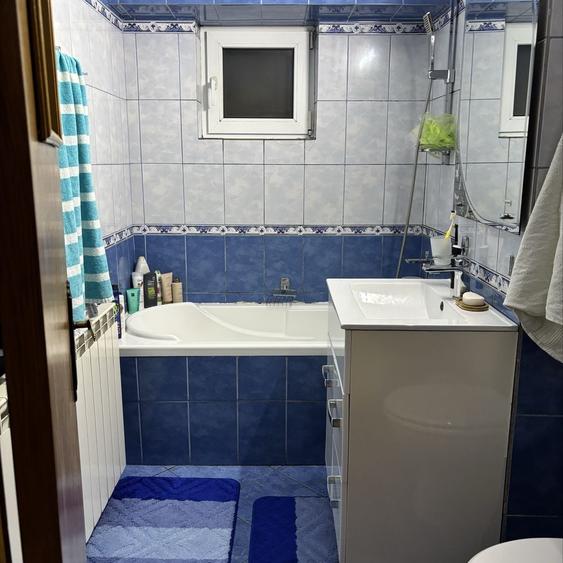 Apartament cu 2 camere decomandat în Buzaului