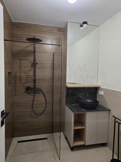 Apartament cu 3 camere decomandat, mobilat în Bulgaria
