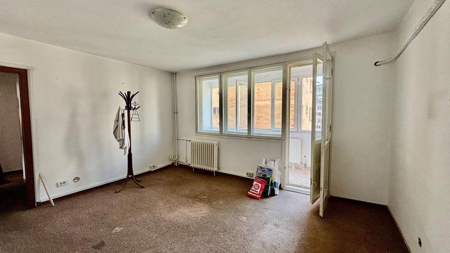 Apartament cu 3 camere în Militari