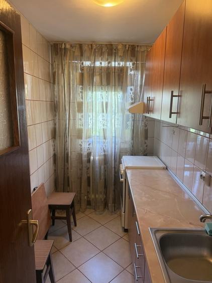 Brancoveanu, de inchiriat 2 camere, bloc reabilitat termic - 9