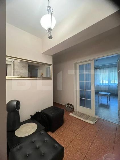 Apartament cu 4 camere decomandat în Ultracentral