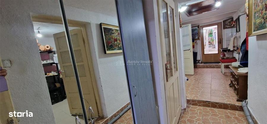 Casă cu 4 camere în Câlnic
