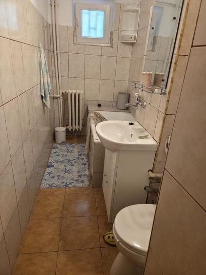 Inchiriez apartament 2 camere Zona Tomis III, Constanta 320 /luna - 4
