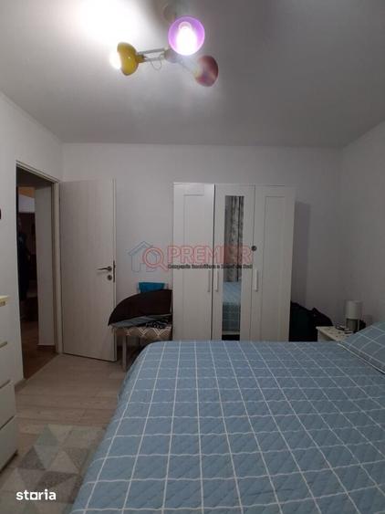 Apartament cu 2 camere decomandat în Văcăresti