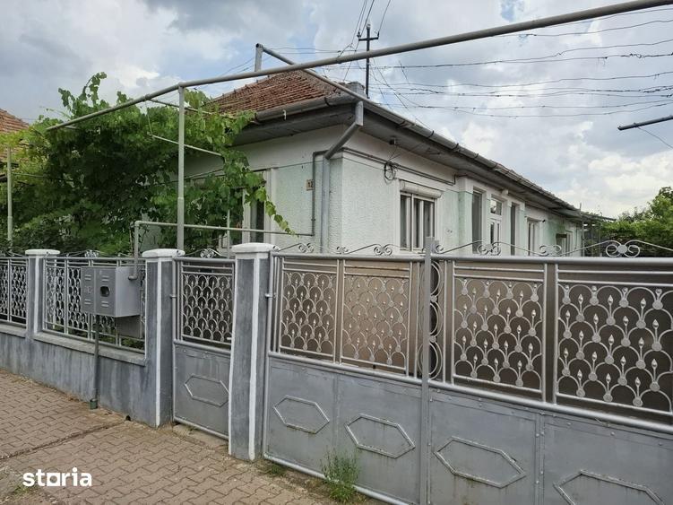 Casă cu 3 camere cu Teren 520 Mp în Central