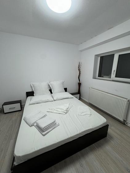 Casă cu 3 camere cu Teren 130 Mp în Delfinariu