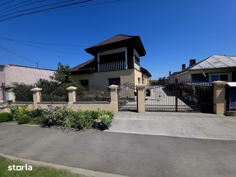 Casă cu 3 camere cu Teren 2836 Mp în Zănești