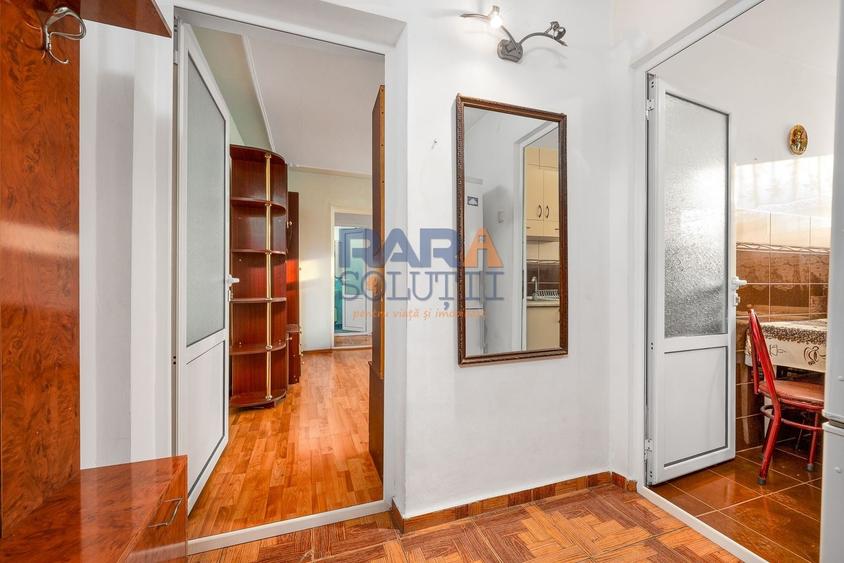 Apartament cu 2 camere semidecomandat, mobilat în Central