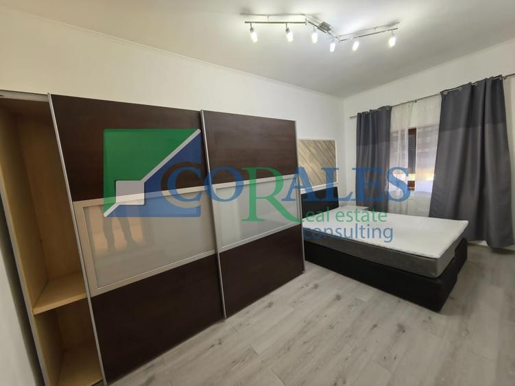 Duplex cu 5 camere cu Canalizare în Dumbrăvița