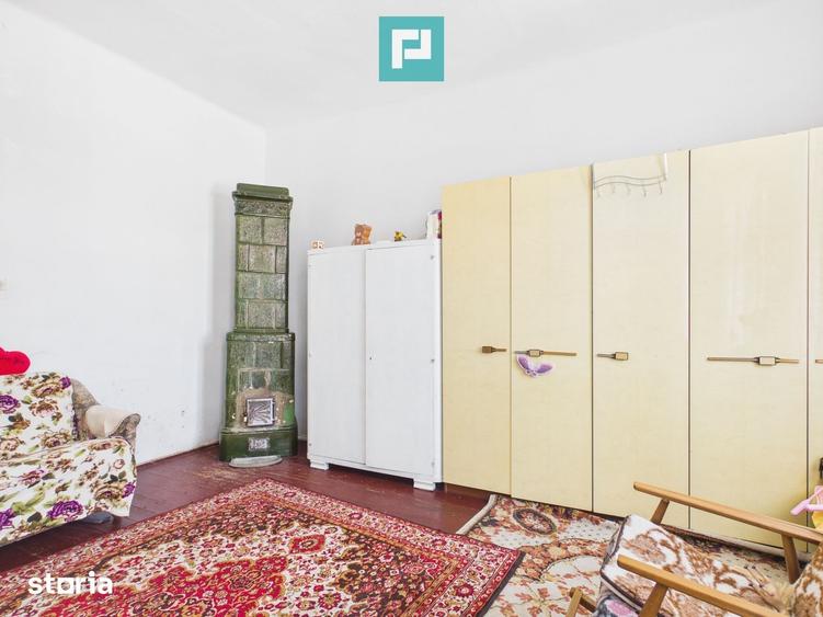 Casă cu 3 camere cu Teren 940 Mp în Central