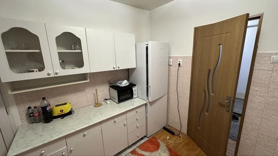 Apartament cu 2 camere decomandat în Între Lacuri