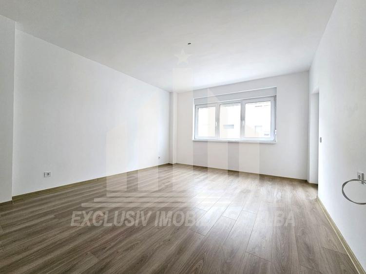 Garsonieră decomandată în Cetate
