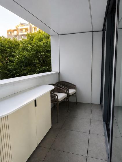 Apartament cu 3 camere decomandat în Exterior Vest