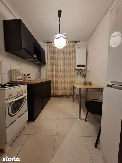 Inchiriez apartament 2 camere Sincai ID: 44220 - 1