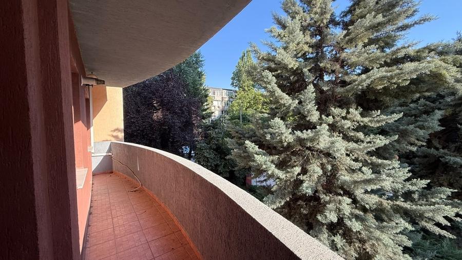 Apartament cu 2 camere decomandat, mobilat în Olteniței