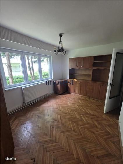 Apartament cu 2 camere semidecomandat în Micro 16