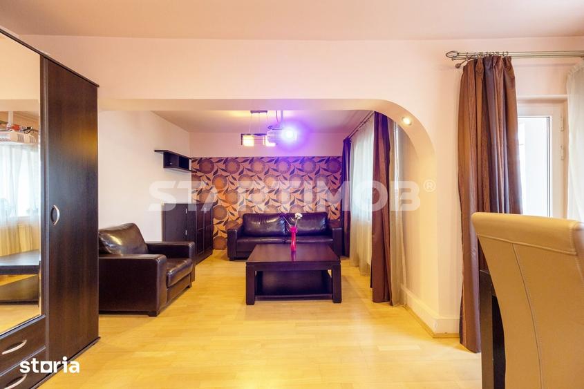 Apartament cu 3 camere decomandat în Scriitorilor