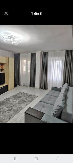 Apartament cu 3 camere decomandat în Est
