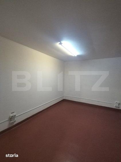 Apartament cu 3 camere decomandat în Micro 5