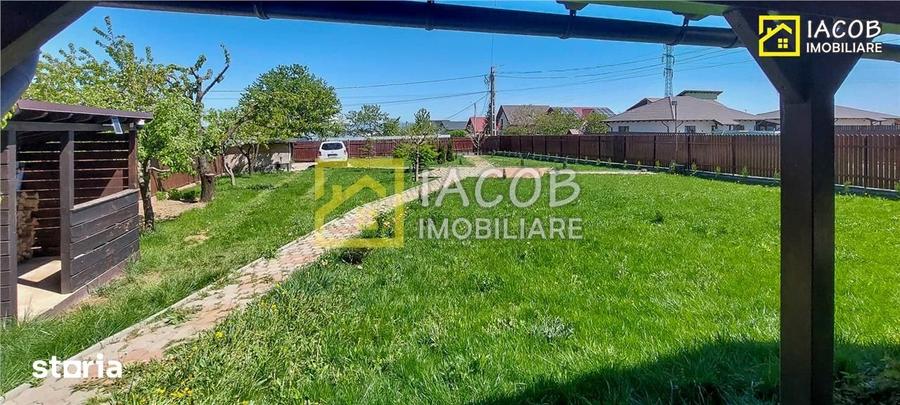 Casă cu 4 camere cu Teren 1000 Mp în Măgura