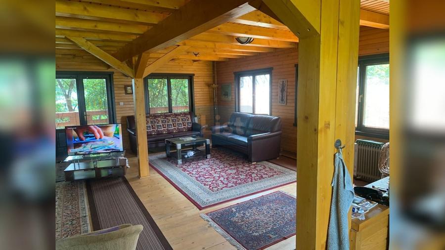 Casă cu 5 camere cu Teren 600 Mp în Grigorescu