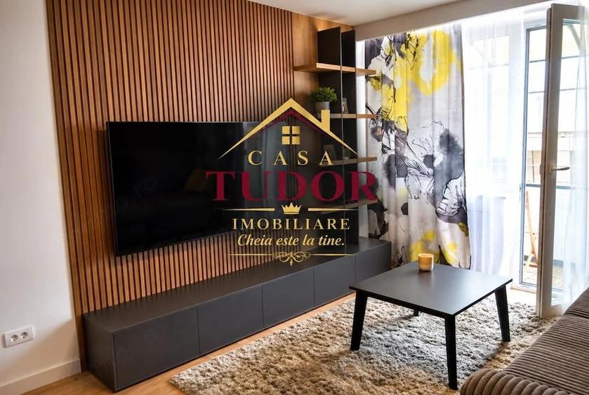 Apartament cu 2 camere semidecomandat în Ultracentral
