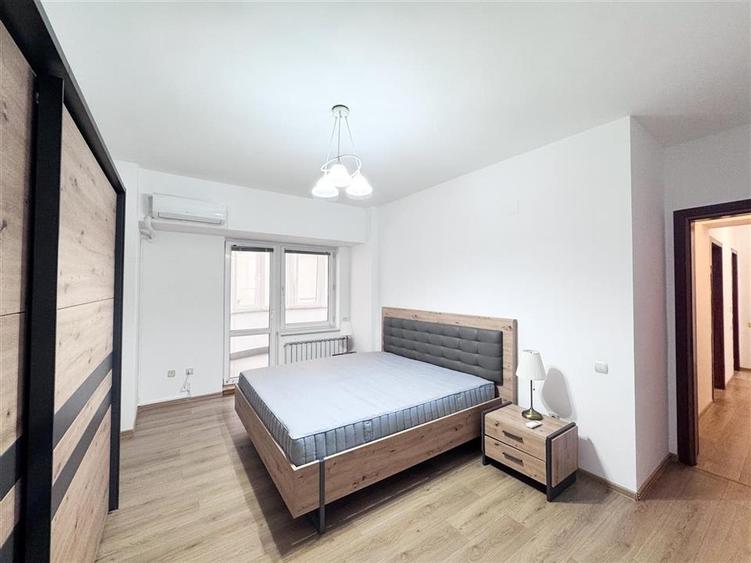 Apartament cu 3 camere semidecomandat, mobilat în Herăstrău