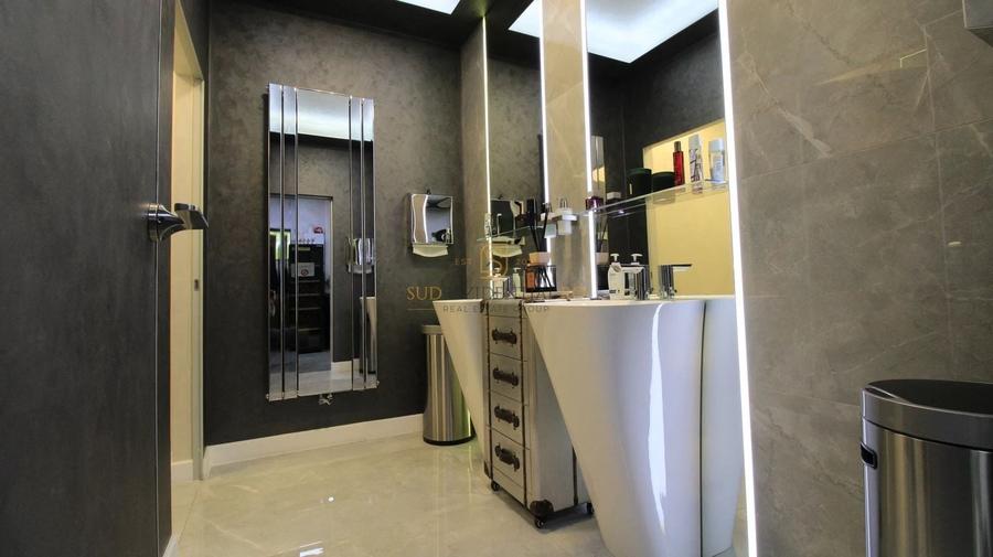 Spațiu comercial, de 257.51998901367 mp, în Berceni